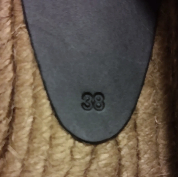 Nwt. Saint Laurent signature espadrilles cream and black pokadots W/Box - Picture 7 of 13